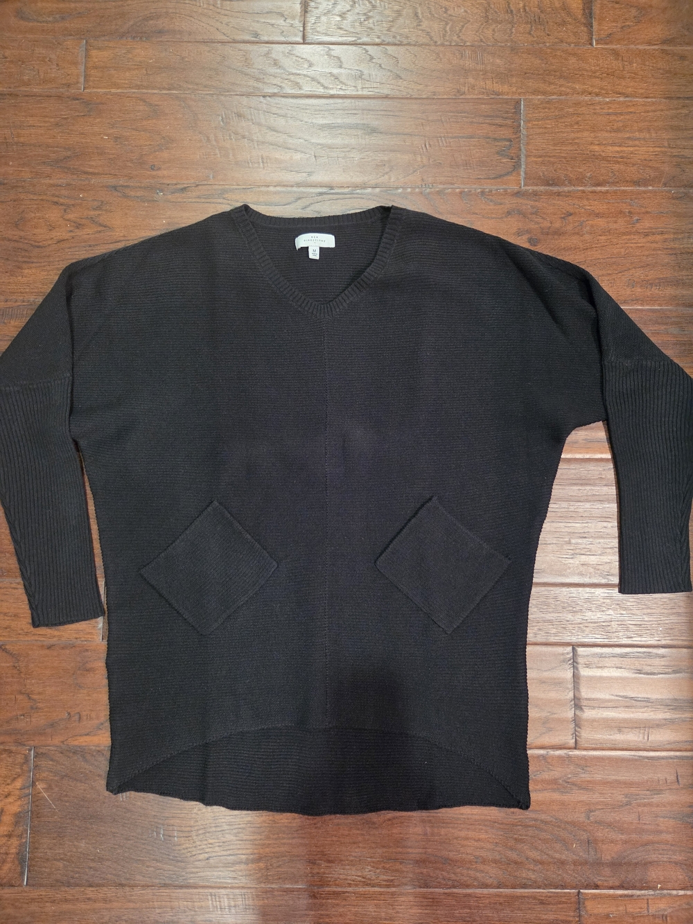 Women's V-Neck Pocket Sweater, Tunic, Medium